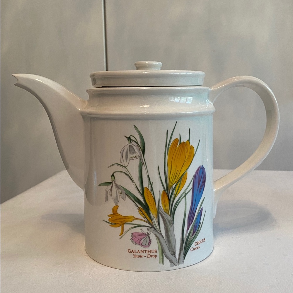 Portmeirion • “The Botanic Garden” Coffee Pot in Snowdrop & Crocus Flora Pattern - Picture 3 of 17